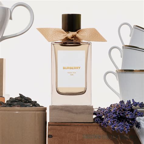 burberry signatures eau de parfum.